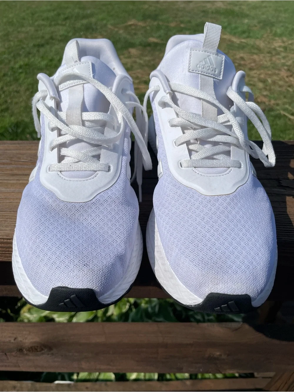 Adidas Men’s CloudFoam Athletic Shoes White size 11